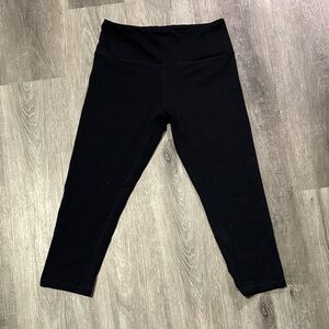 lululemon athletica Woman’s Black Leggings size 6